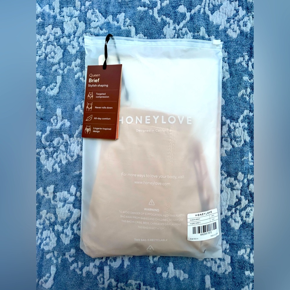 Honeylove Queen Brief Shapewear in Sand